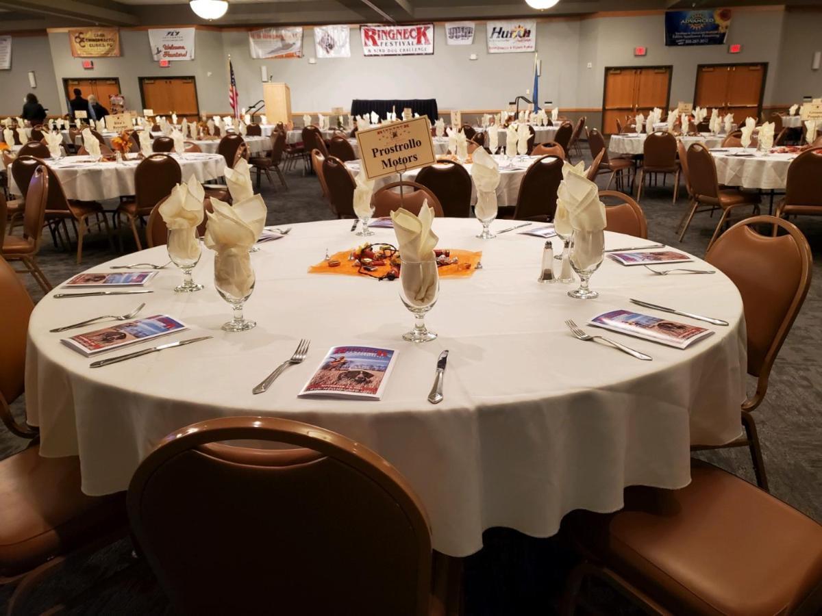 Crossroads Hotel And Huron Event Center Extérieur photo